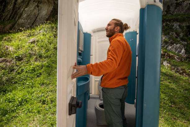 Porta potty delivery and setup in Sultan, WA